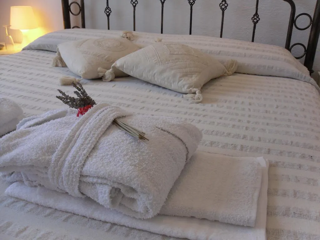 B&B Fragus E Saboris De Sardigna Sadali Bed & Breakfast